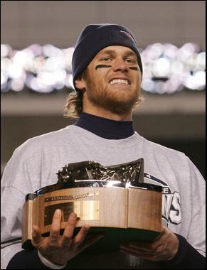 bradyvssteelerstrophy.jpg