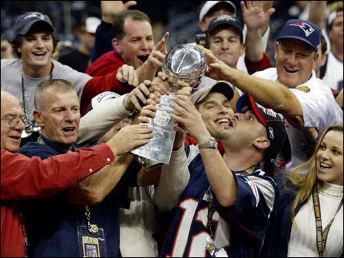 sb38fanstrophy2.jpg